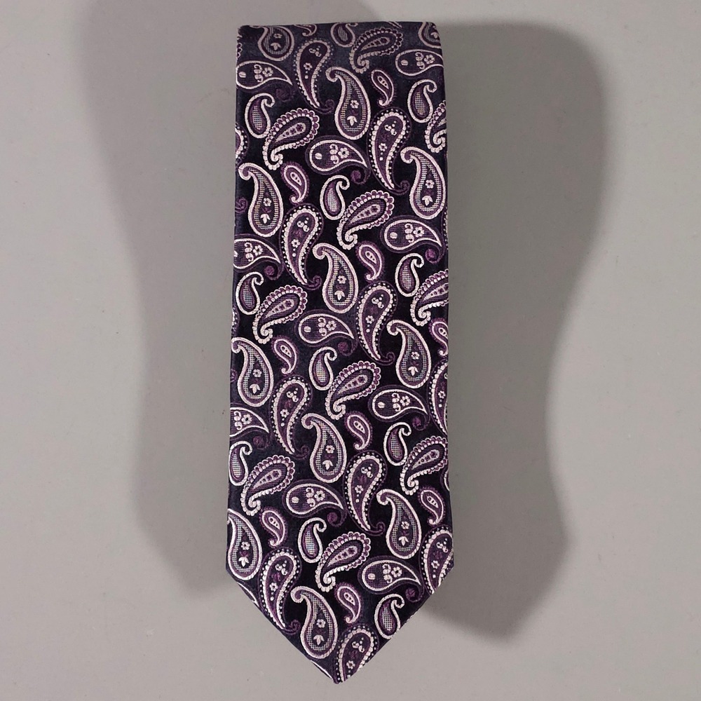 Hugo Boss Necktie Mens OS Purple Paisley Silk Made in Italy Formal Accessory